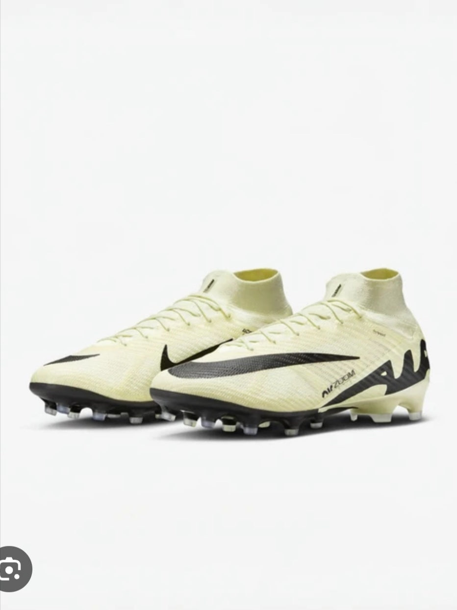 NIKE Zoom Superfly 9 Elite Ag-Pro Football Shoes For Men